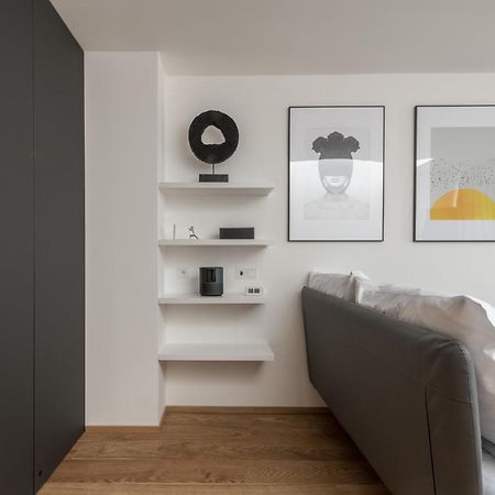 Fully Renovated Stylish Duplex In A Convenient Location Appartement Praag Buitenkant foto